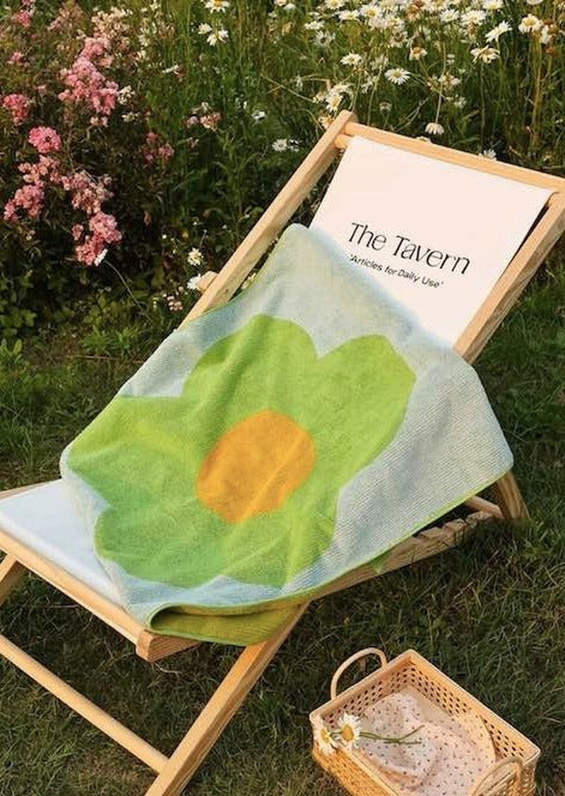 Cute Whimsical Sunflower Bath Towel - Ultra Soft & Absorbent Staple Cotton